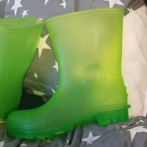 NWOT Neon Green Transcluscent Fashion Rain Boots